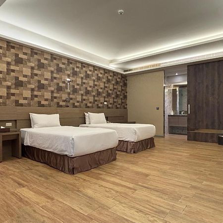 Romantic Code Art Motel Shanhua Екстер'єр фото