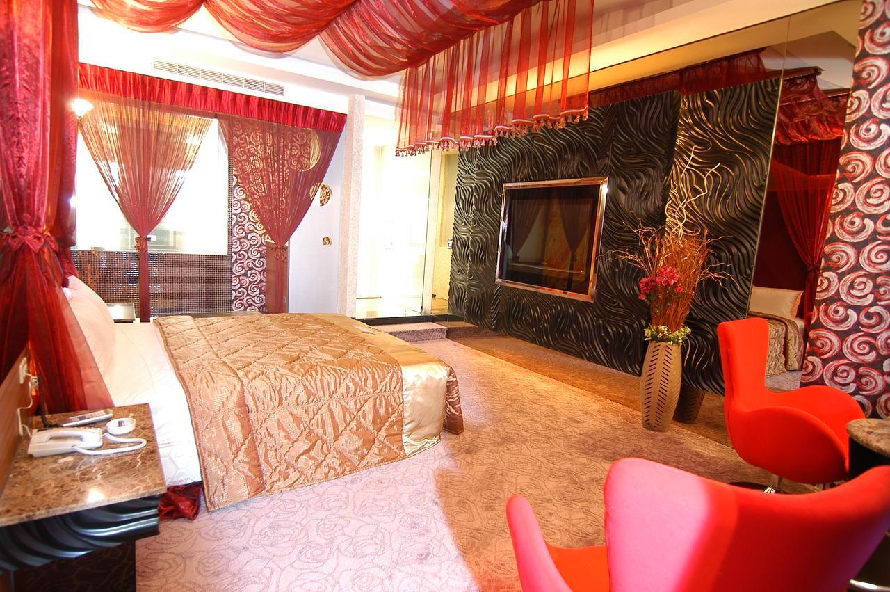 Romantic Code Art Motel Shanhua Екстер'єр фото