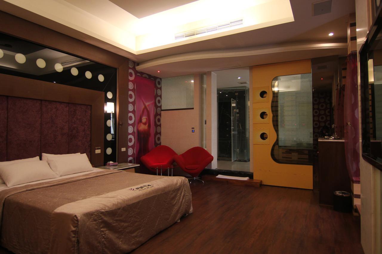 Romantic Code Art Motel Shanhua Екстер'єр фото