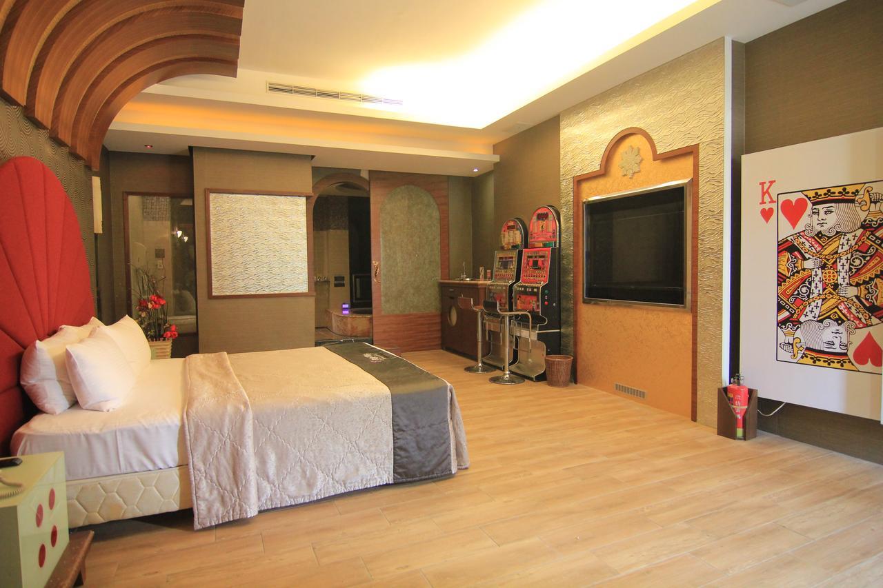 Romantic Code Art Motel Shanhua Екстер'єр фото