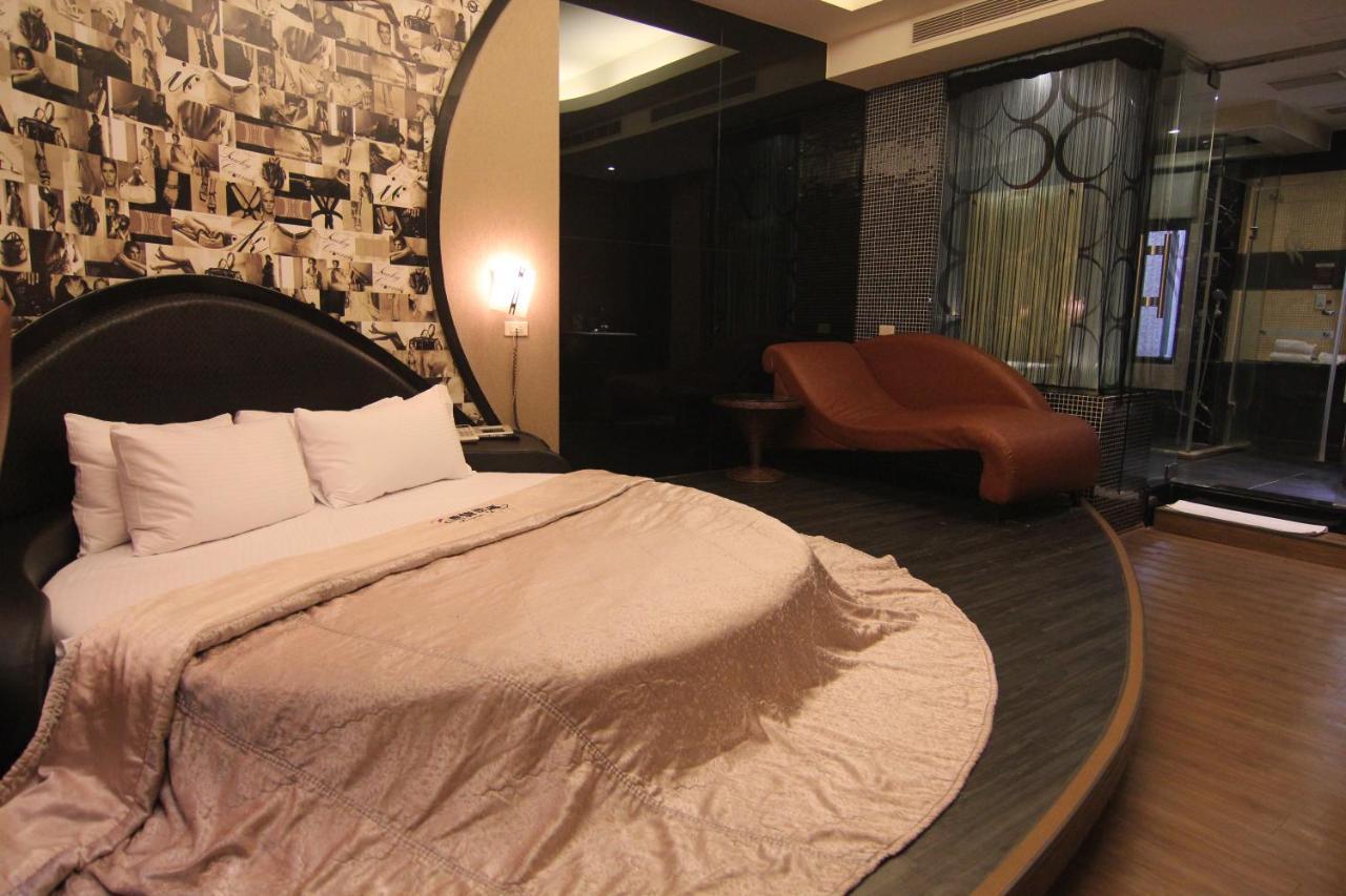 Romantic Code Art Motel Shanhua Екстер'єр фото