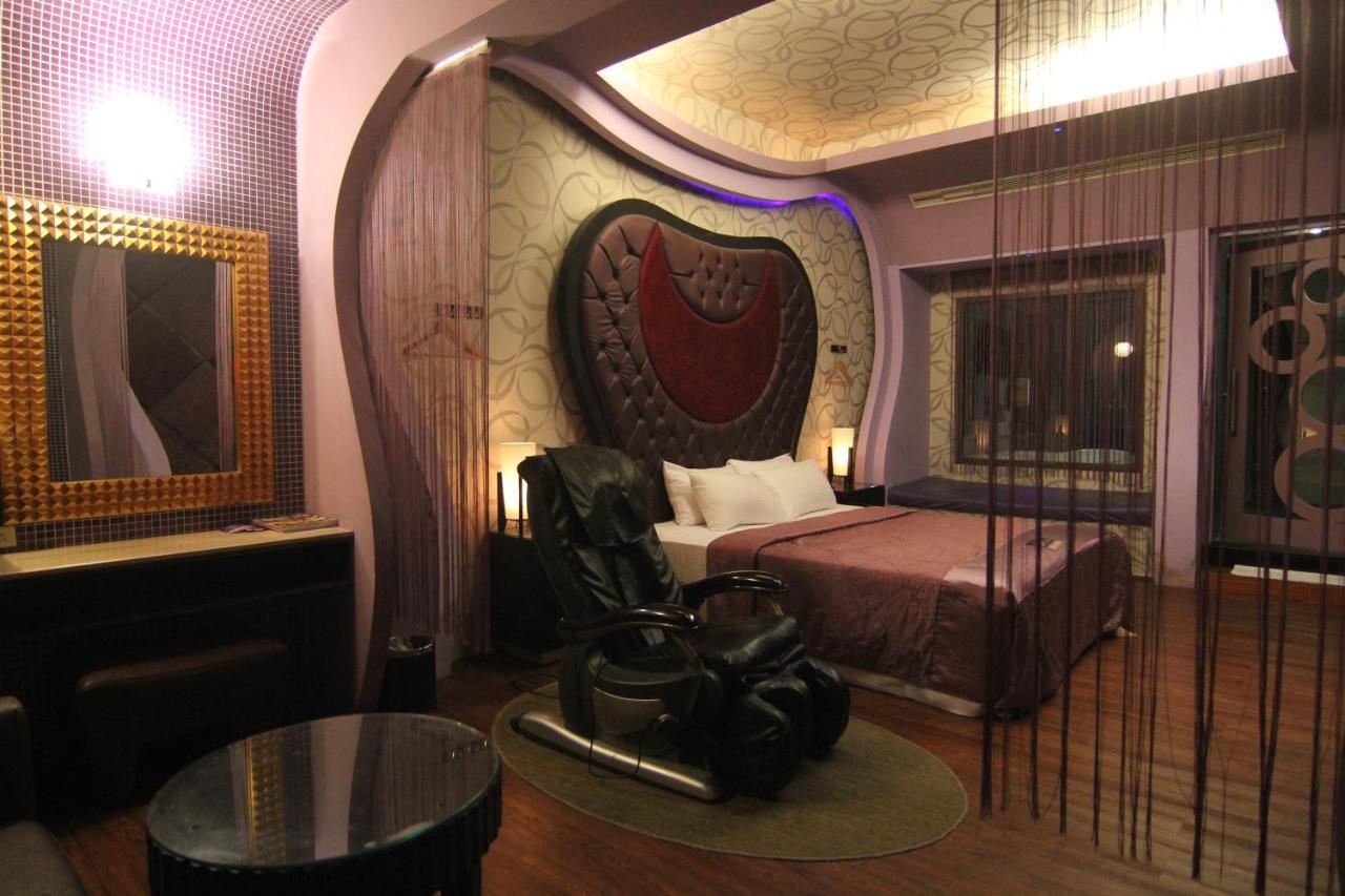 Romantic Code Art Motel Shanhua Екстер'єр фото